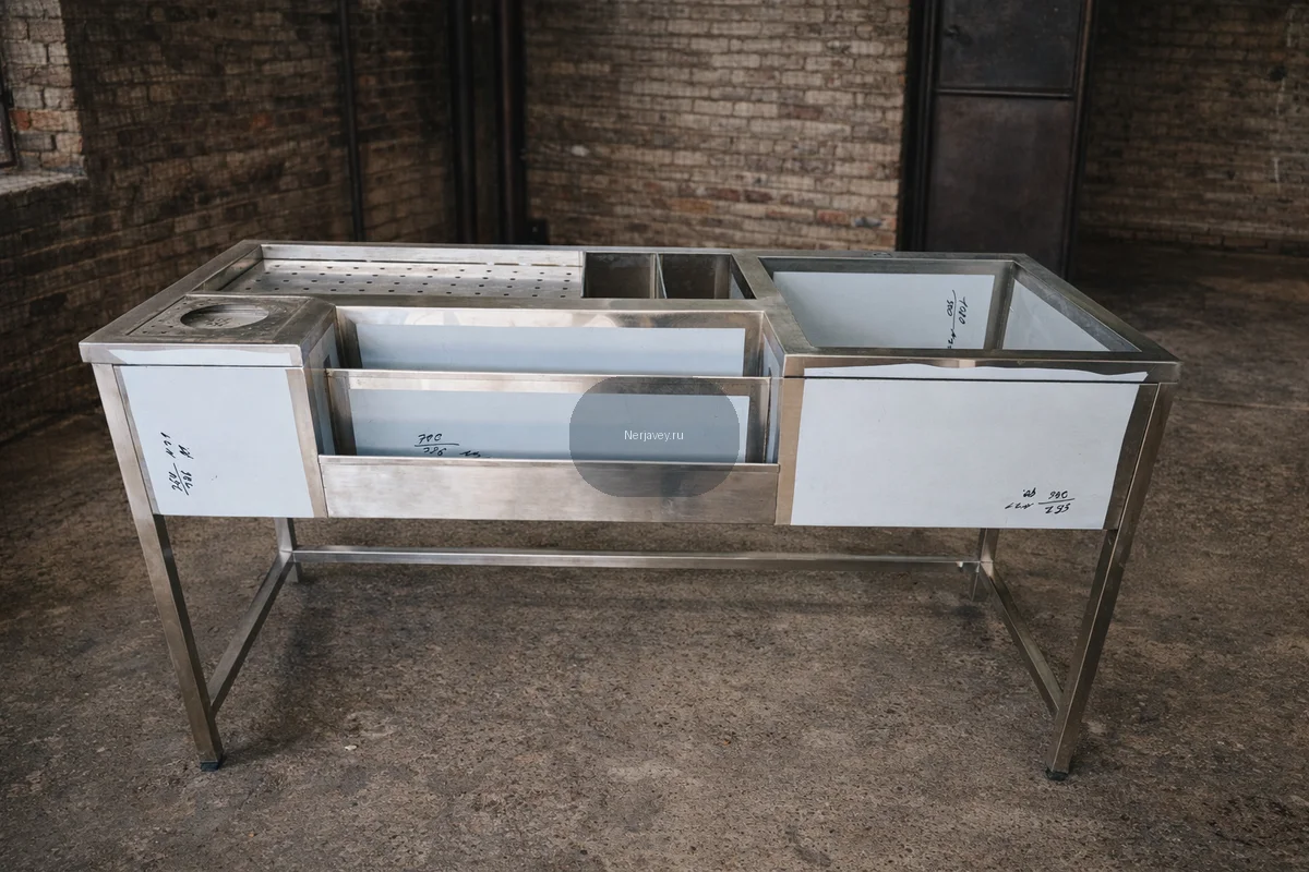 Барная станция 1600х700 с мойкой для ринзера